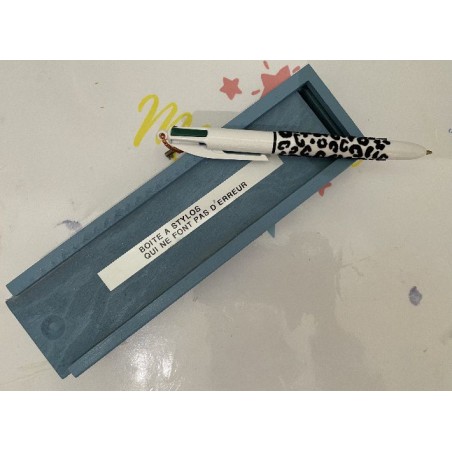 Boîte à stylos sans erreur